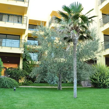 Palm Court Küçükköy