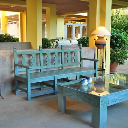 Palm Court فندق مبيت وإفطار 3*