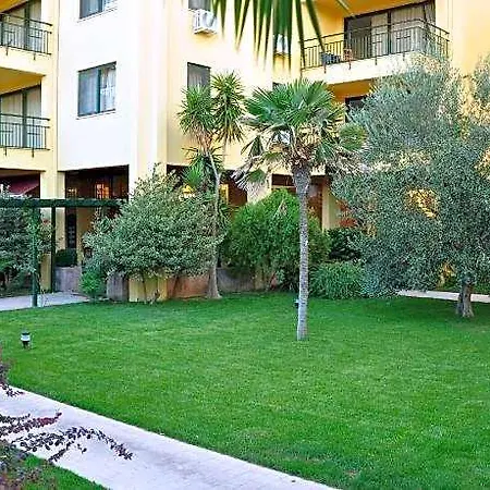 Szálloda Palm Court 2*