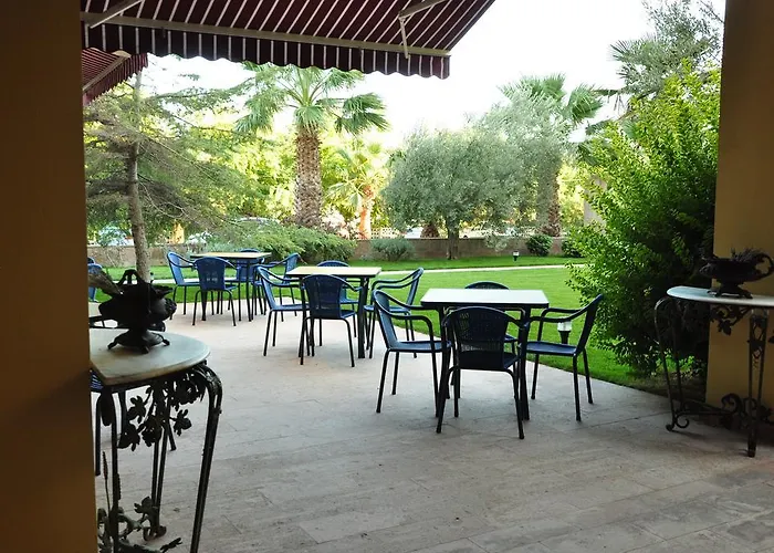 Bed & Breakfast Palm Court 3*