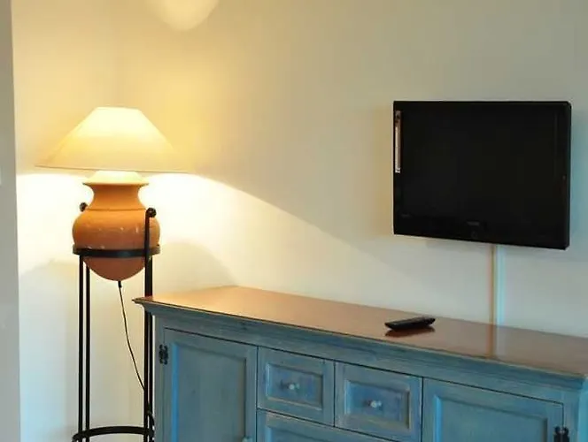 Palm Court Bed & Breakfast 3*